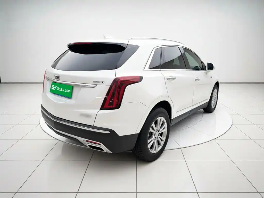 Cadillac XT5 — миниатюра 6