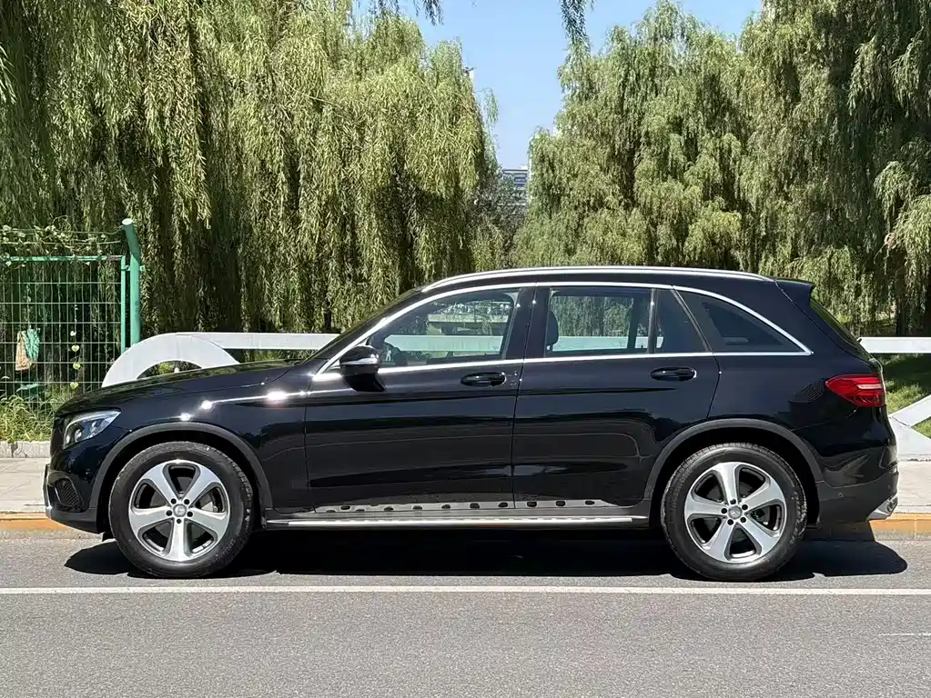 Mercedes-Benz GLC — миниатюра 15