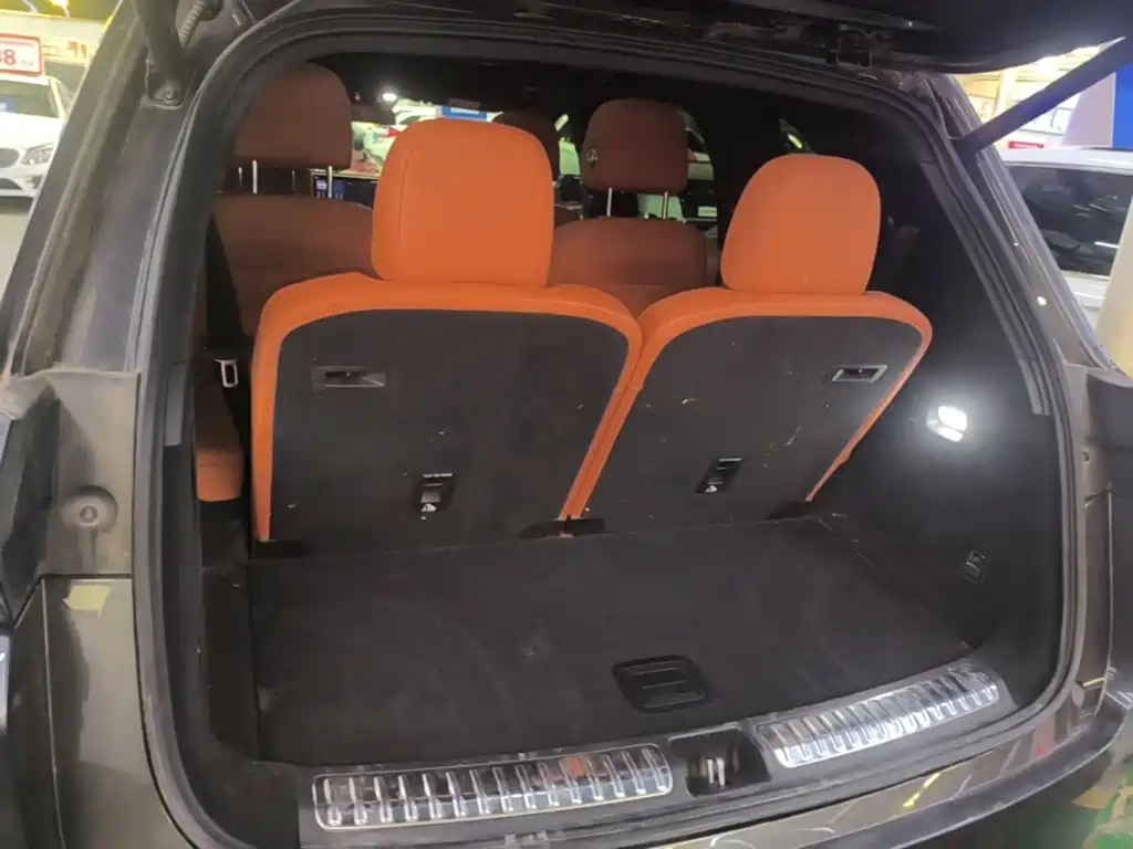 Li Auto Li L8 — миниатюра 19
