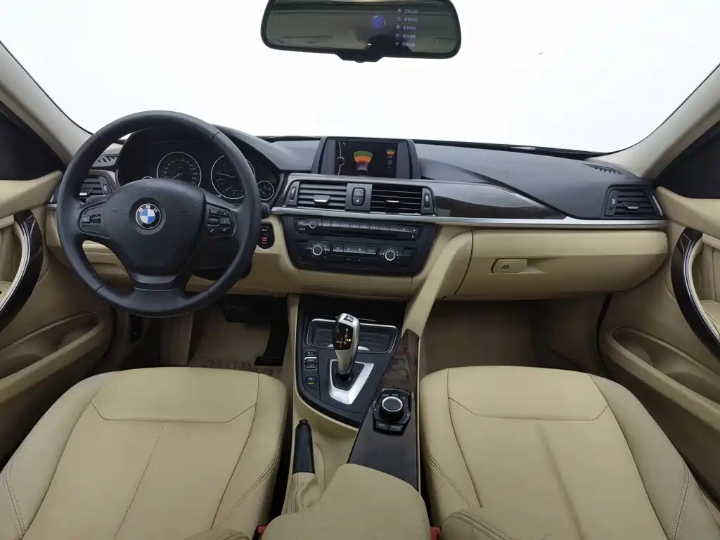 BMW 3 Series — миниатюра 5