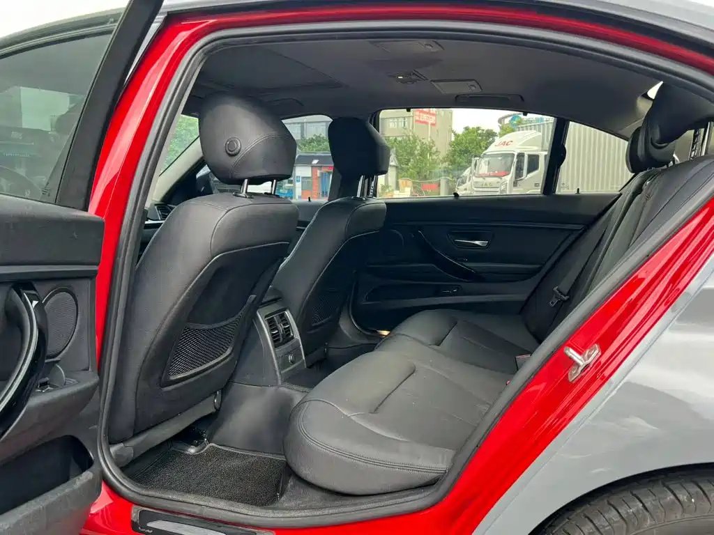 BMW 3 Series — миниатюра 20