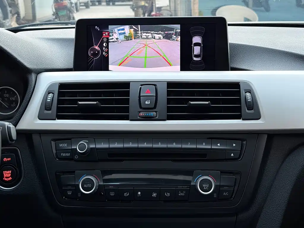 BMW 3 Series — миниатюра 9