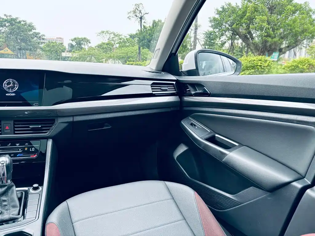 Volkswagen Bora 2021 280TSI DSG Elite Smart Connect