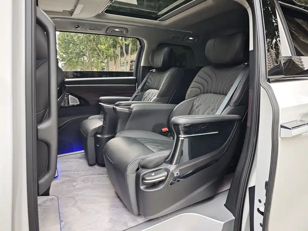 GAC Motor Trumpchi M8 — миниатюра 7