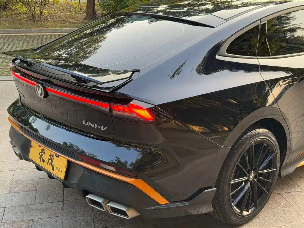 Changan UNI-V — миниатюра 23