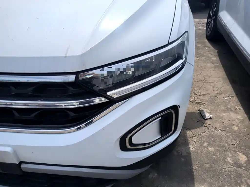 Volkswagen T-Roc — миниатюра 24