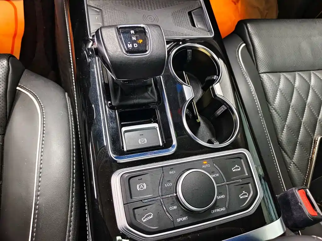 Hongqi Hongqi HS7 — миниатюра 10