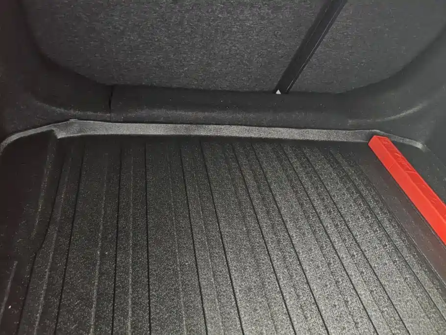 Toyota RAV4 — миниатюра 4