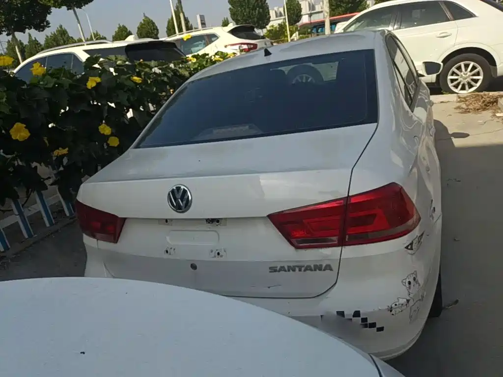 Volkswagen Santana — миниатюра 6