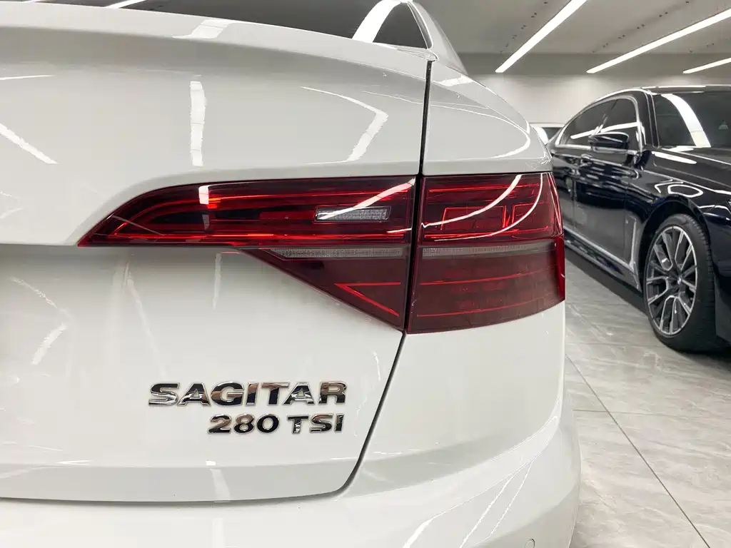 Volkswagen Sagitar — миниатюра 19