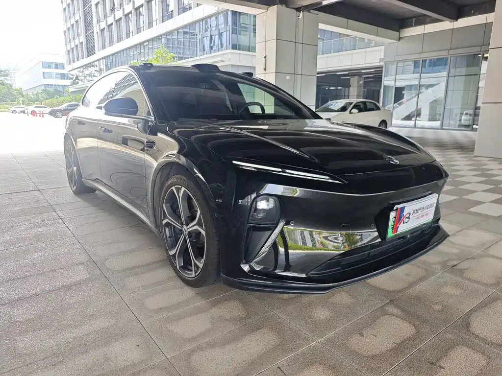 NIO ET5T — миниатюра 2