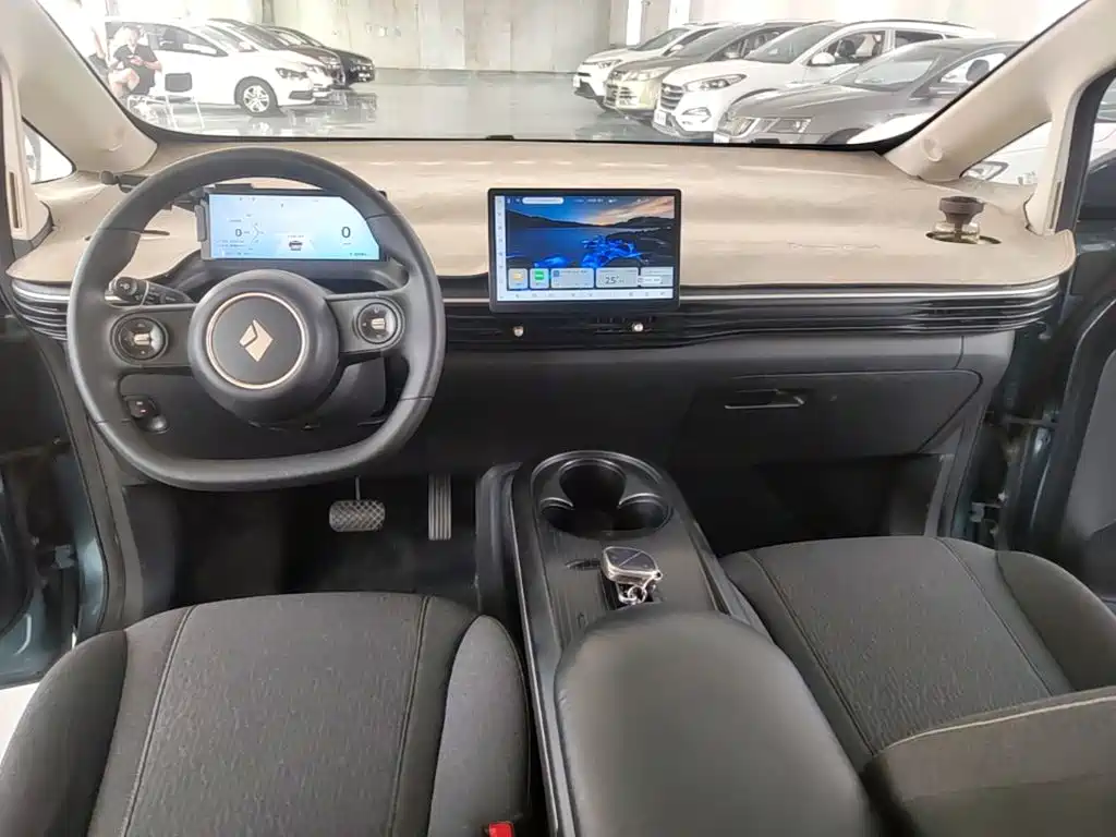 Baojun Yunduo — миниатюра 10