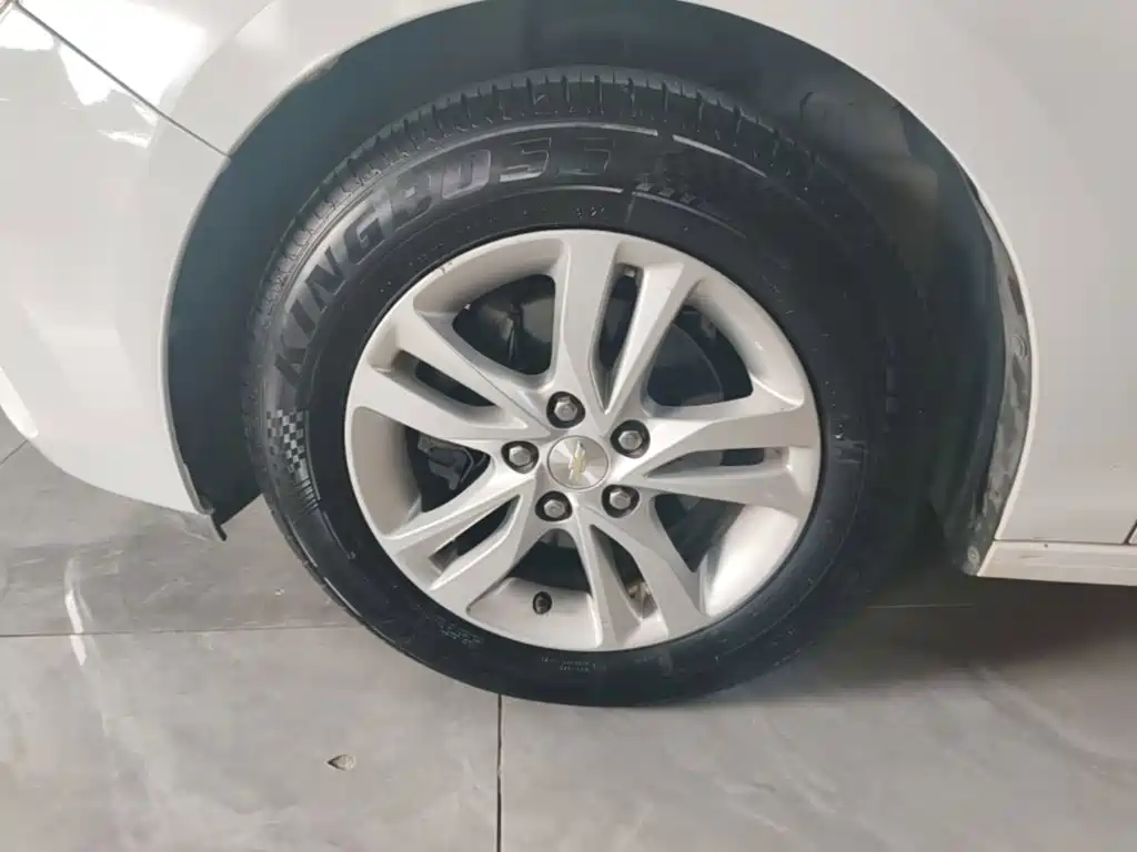 Chevrolet Cavalier — миниатюра 23