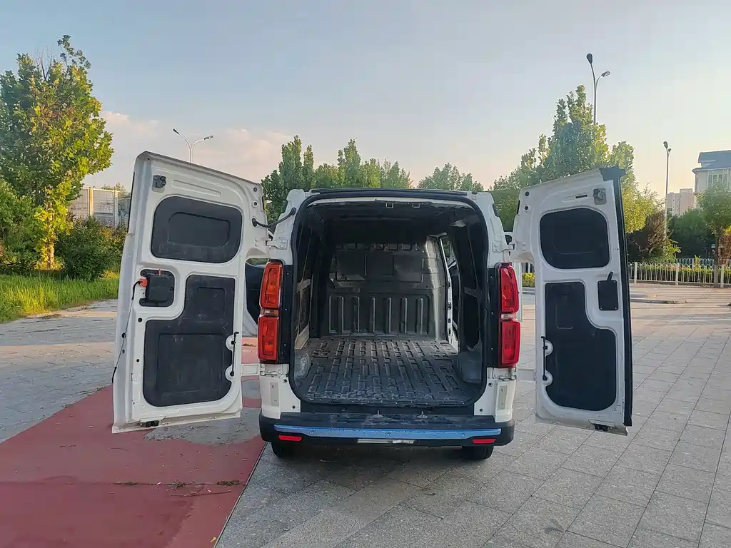 Changhe EV5 — миниатюра 9