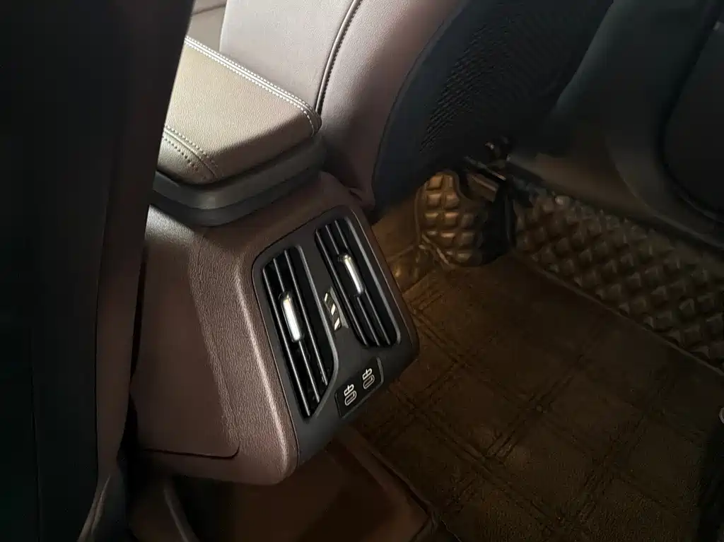 BMW X1 — миниатюра 21