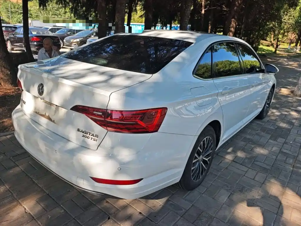 Volkswagen Sagitar — миниатюра 7