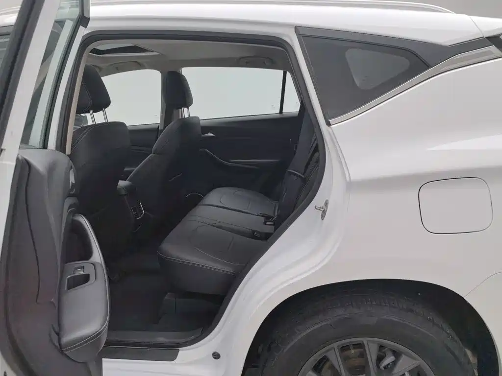 BYD Song — миниатюра 15