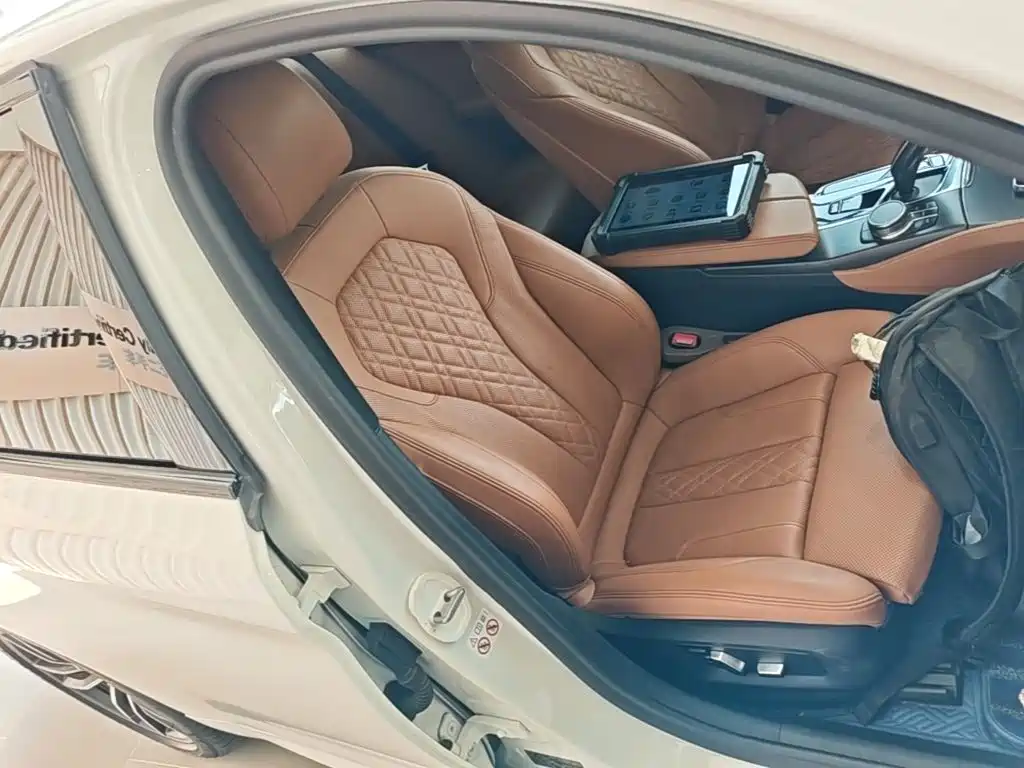 BMW 5 Series (Import) — миниатюра 25