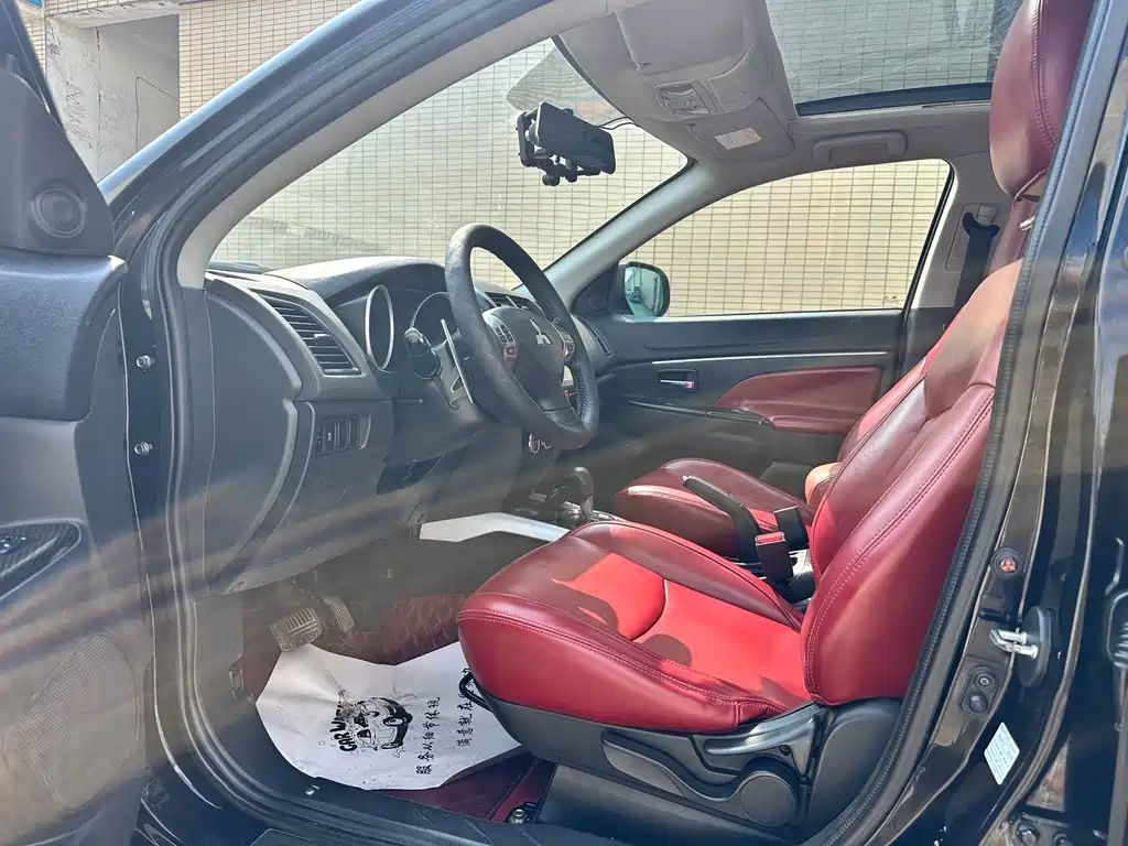 Mitsubishi ASX 2013 2.0L CVT Luxury