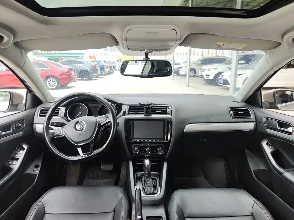 Volkswagen Sagitar — миниатюра 13
