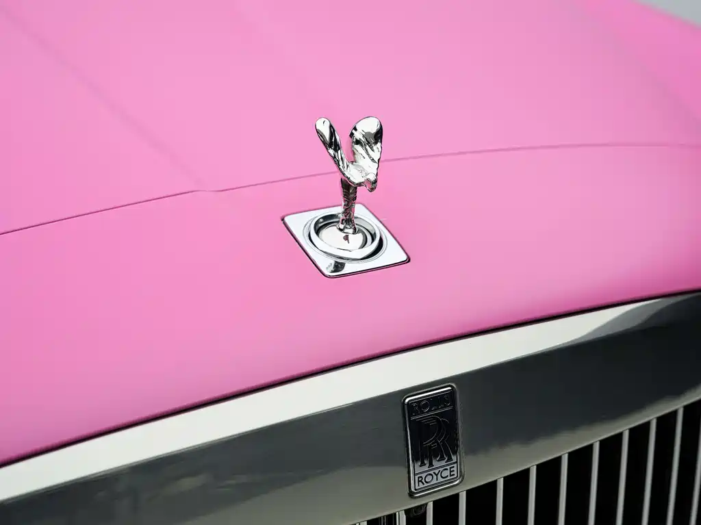 Rolls-Royce Cullinan 2022 мест