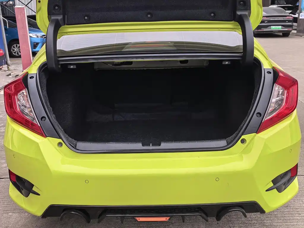 Honda Civic — миниатюра 14
