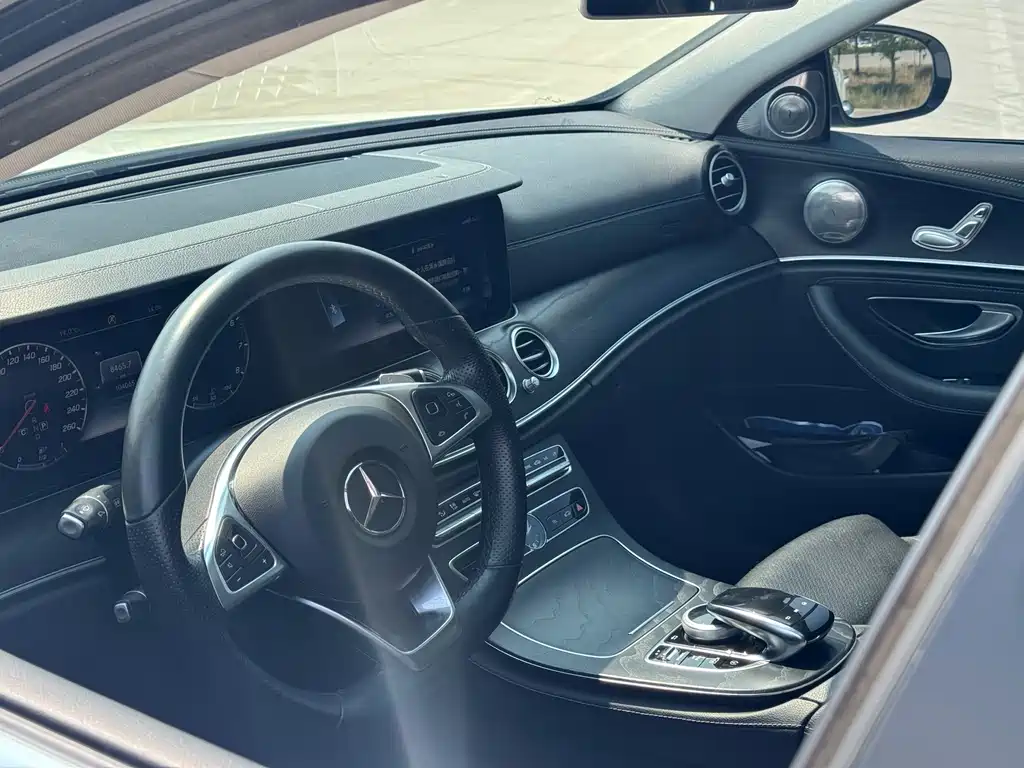 Mercedes-Benz E-Class E 2018 E 200 L Sport