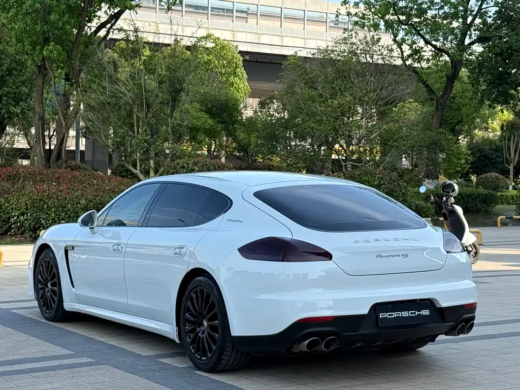 Porsche Panamera 2014 Panamera 4S Executive 3.0T