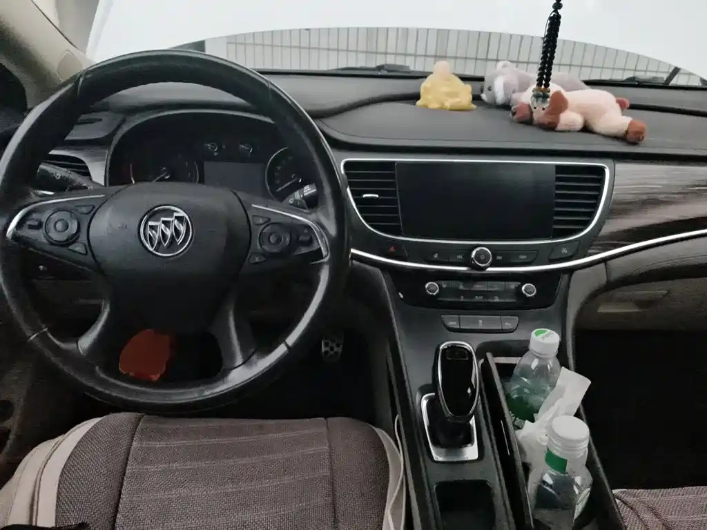 Buick LaCrosse — миниатюра 13