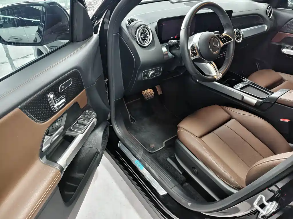 Mercedes-Benz EQB — миниатюра 4