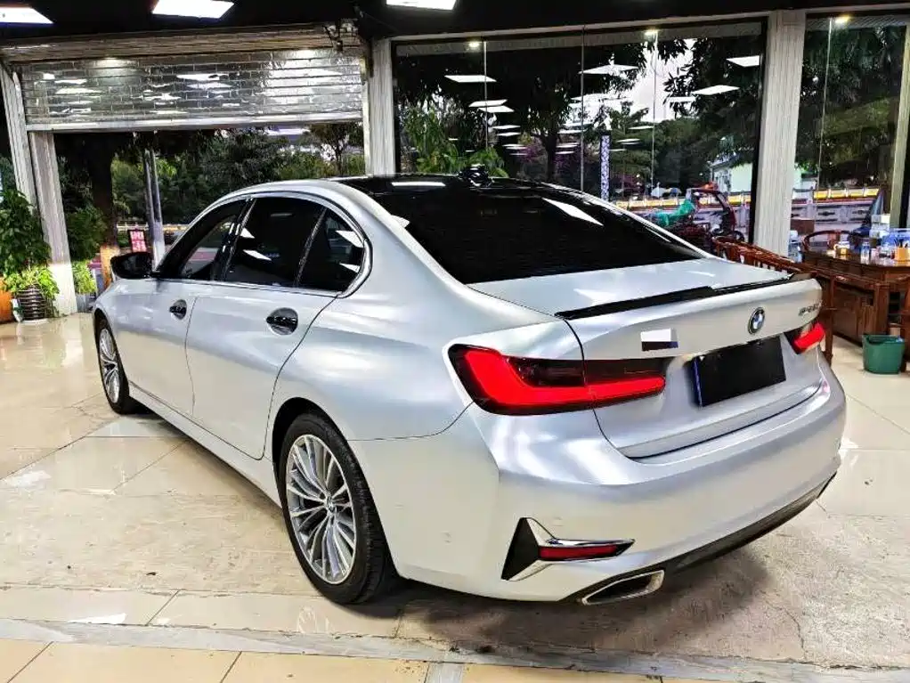 BMW 3 Series — миниатюра 7