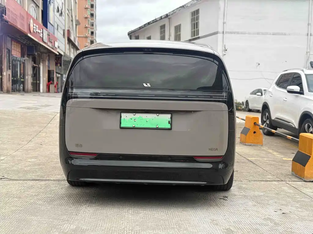 Li Auto Li MEGA — миниатюра 8