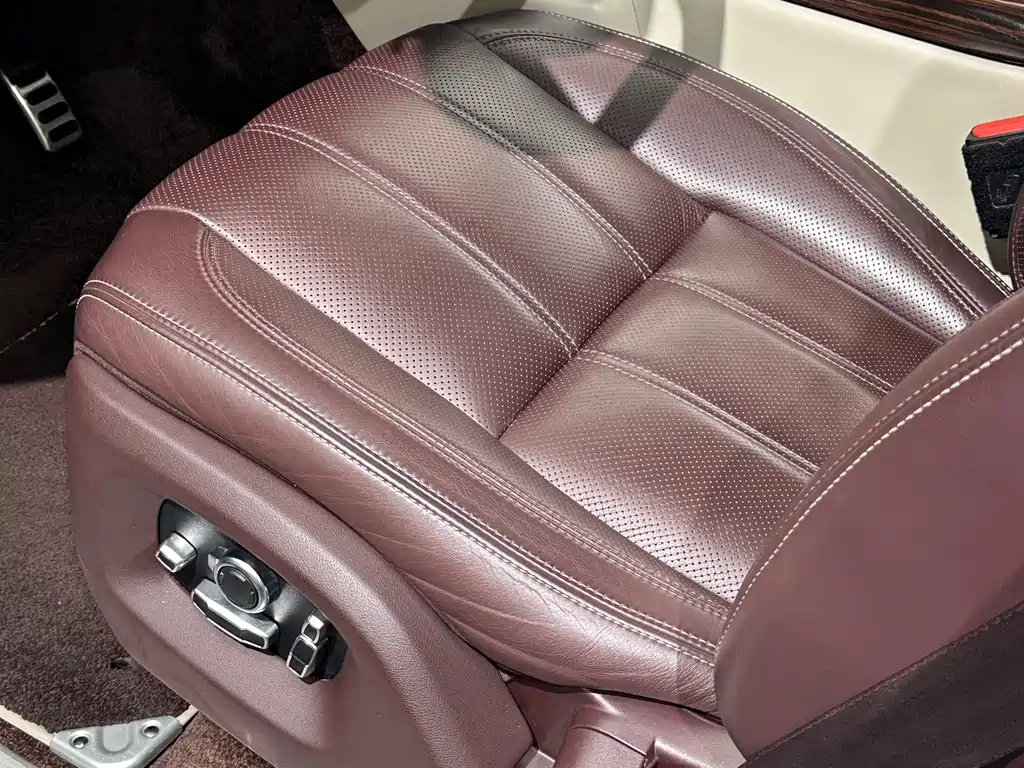 Land Rover Range Rover — миниатюра 15