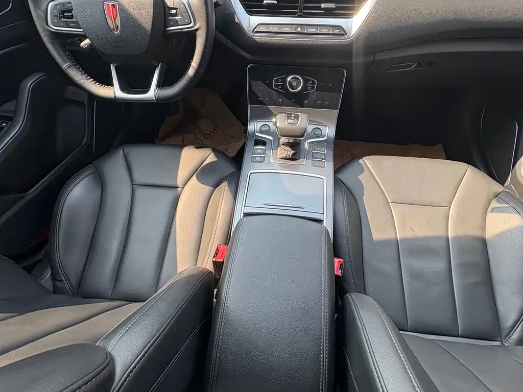 Hongqi Hongqi H5 — миниатюра 13