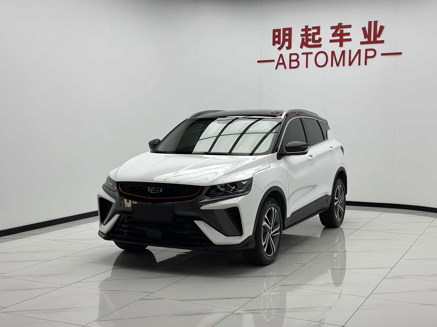 Geely Binyue 1.4 л 2022 г. Белый, пробег 29000 км