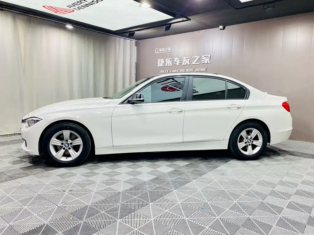 BMW 3 Series — миниатюра 4