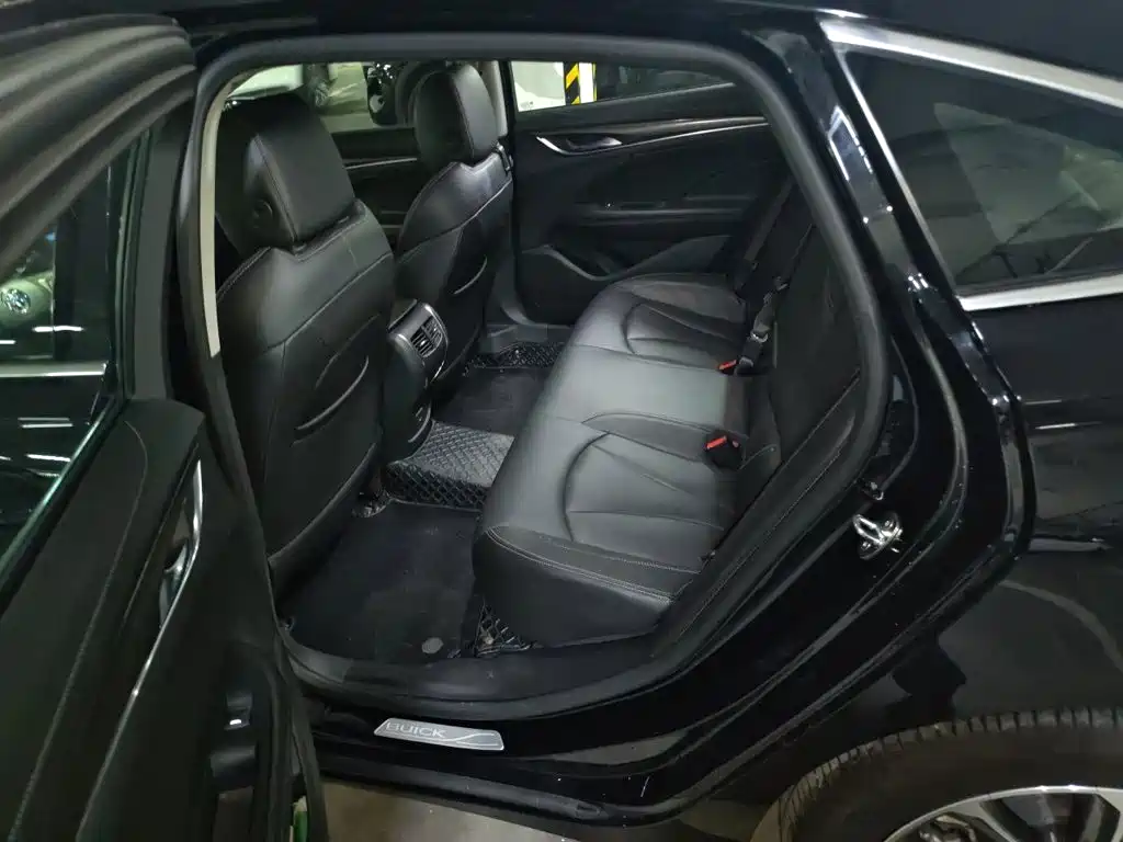 Buick LaCrosse — миниатюра 13