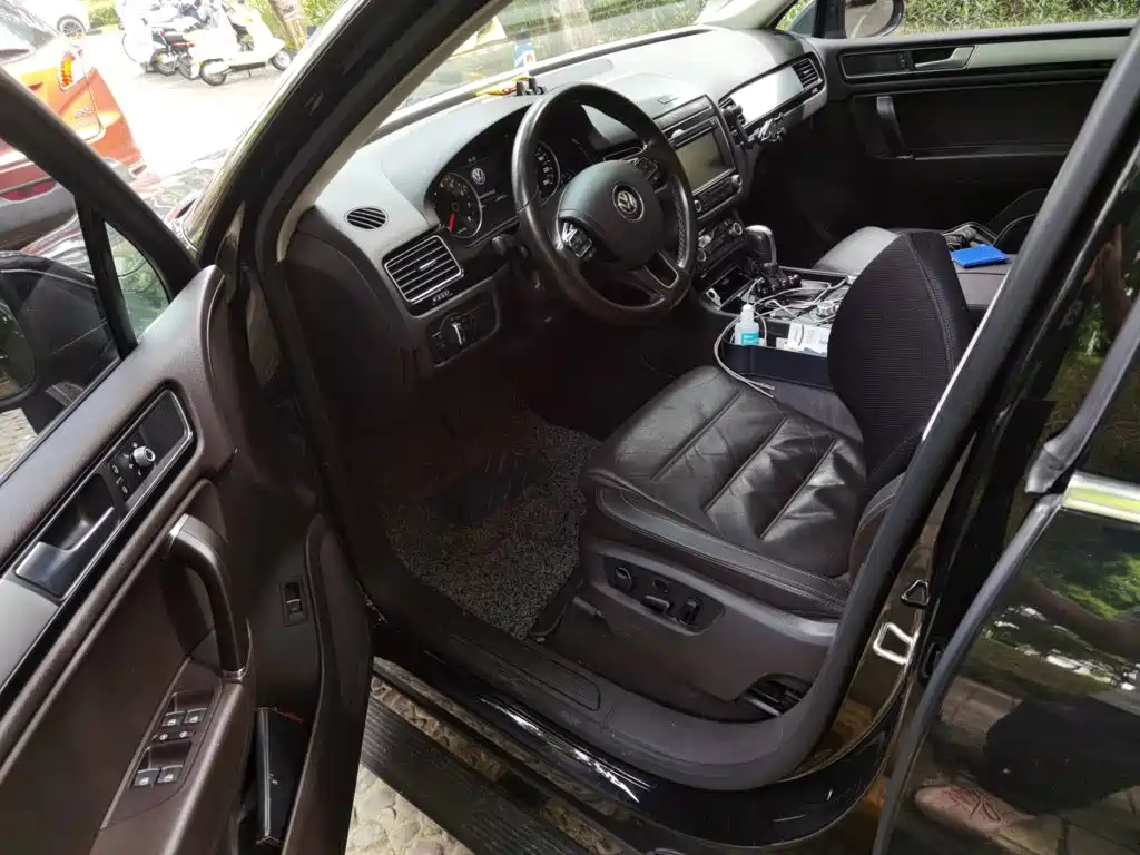 Volkswagen Touareg — миниатюра 12
