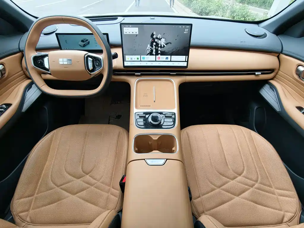Geely Galaxy Galaxy 7 7 2025 120km +