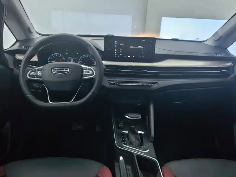 Geely Vision X3 — миниатюра 12