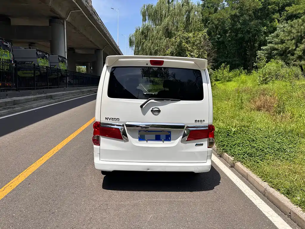 Nissan NV200 2018 1.6L CVT Luxury