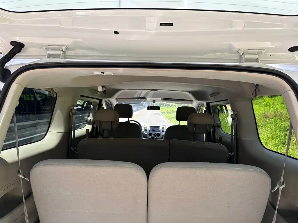 Nissan NV200 2018 1.6L CVT Luxury