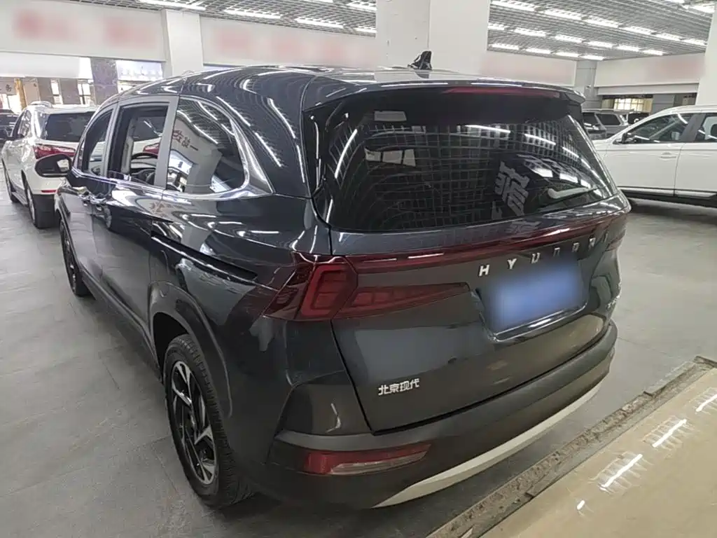 Hyundai Custo — миниатюра 5