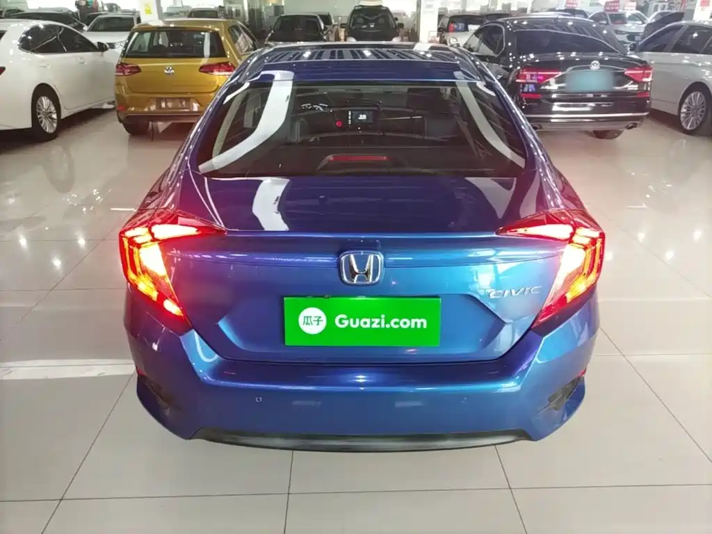 Honda Civic — миниатюра 6