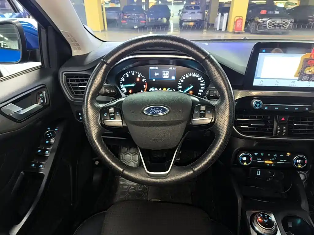 Ford Focus — миниатюра 11