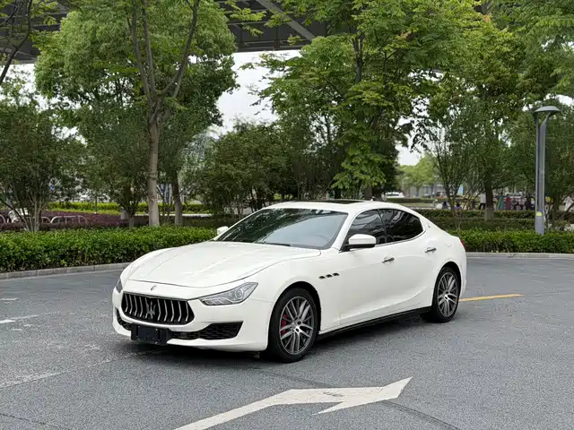 Maserati Ghibli