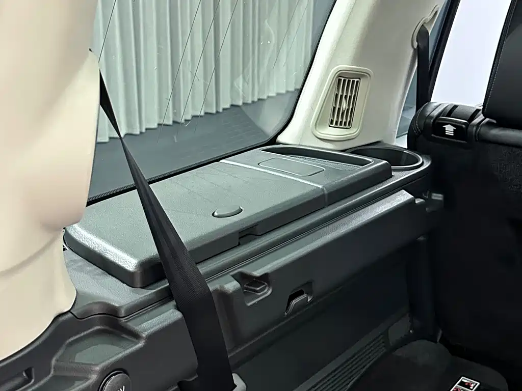 Land Rover Discovery — миниатюра 39