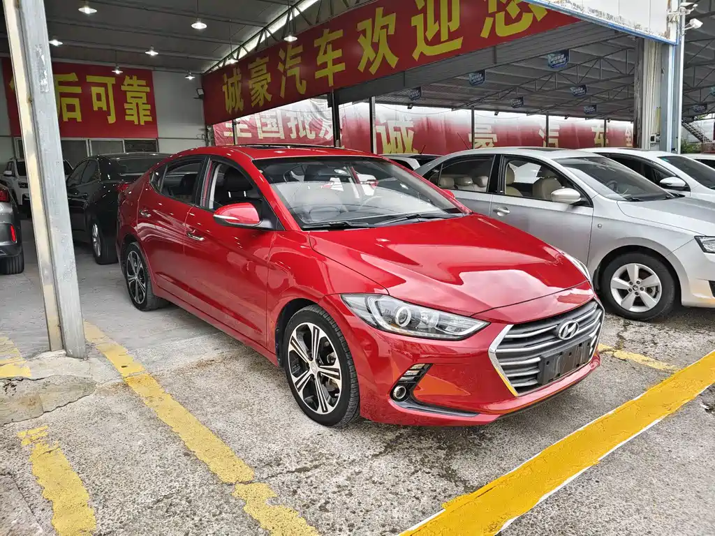 Hyundai Elantra — миниатюра 3