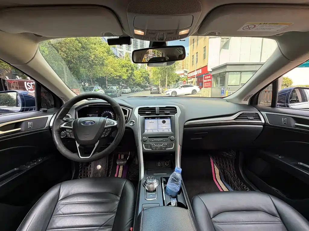 Ford Mondeo — миниатюра 13