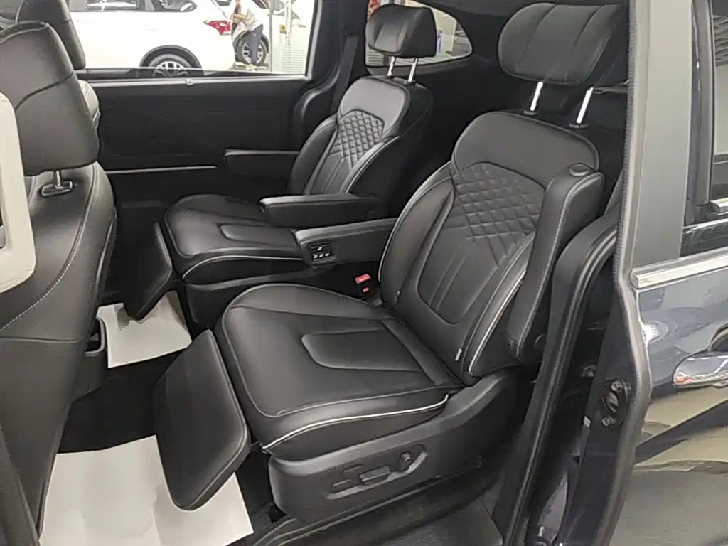 Hyundai Custo — миниатюра 17
